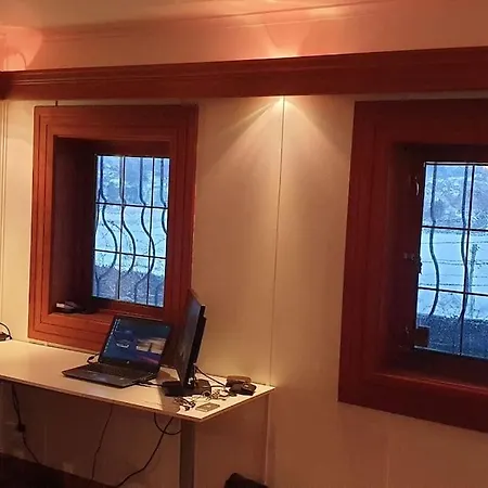 Апартаменти Lovely Big Unit With A Fantastic View *