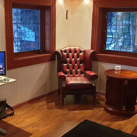 Апартаменти Lovely Big Unit With A Fantastic View
